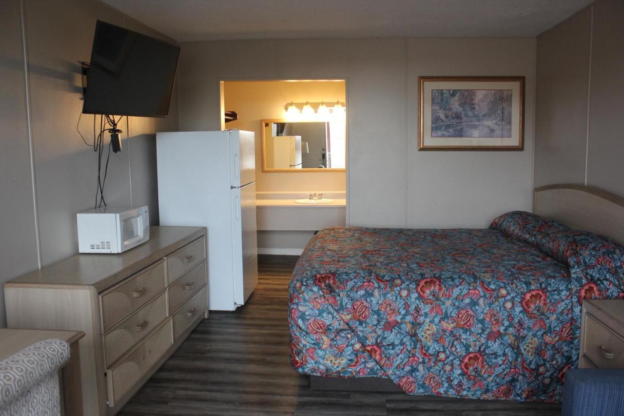 Red Carpet Inn - Louisville Dış mekan fotoğraf