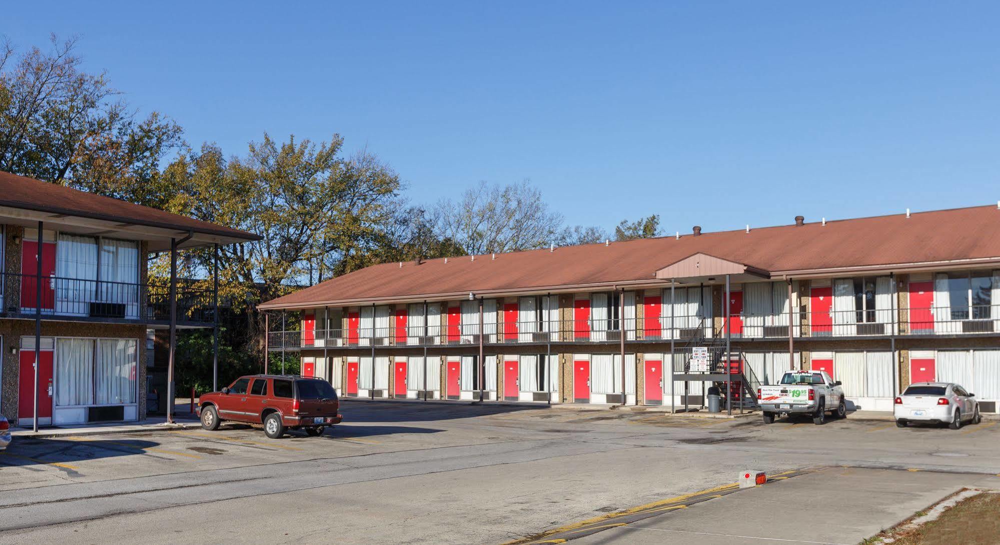 Red Carpet Inn - Louisville Dış mekan fotoğraf