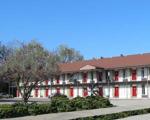 Red Carpet Inn - Louisville Dış mekan fotoğraf
